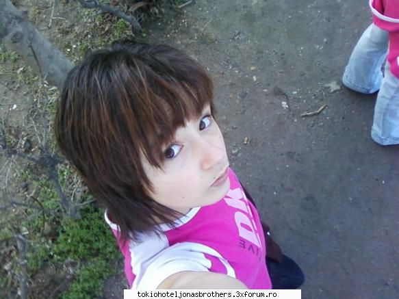 sa va sp sincer o incepout sa ma enerveze nicole de knd so dat la tom  :x  :x  :x  :x tom si nicole