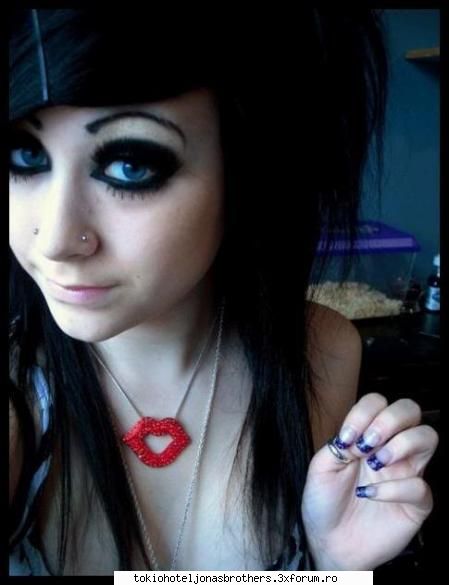 :rotfl: megan hollywood