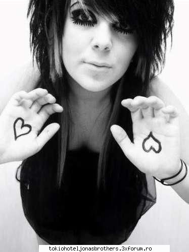 your heart is open for me? emo girls