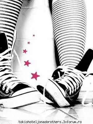nu te crede emo doar pt k iti plac papucii emo shoes
