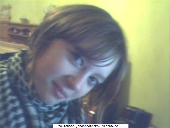 :rusine: aici eram ce oribil *kidu`tau*