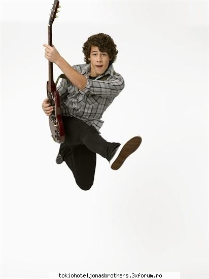 Toti ni se impotrivesc - Nick jonas este foarte de treaba shi el se da in - ┼Fan-Fiction┼