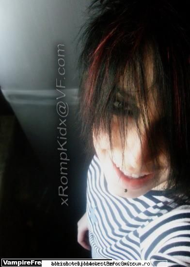 Zach - ●●FuckOff Barbie Bitch●● - ┼Poze emo┼